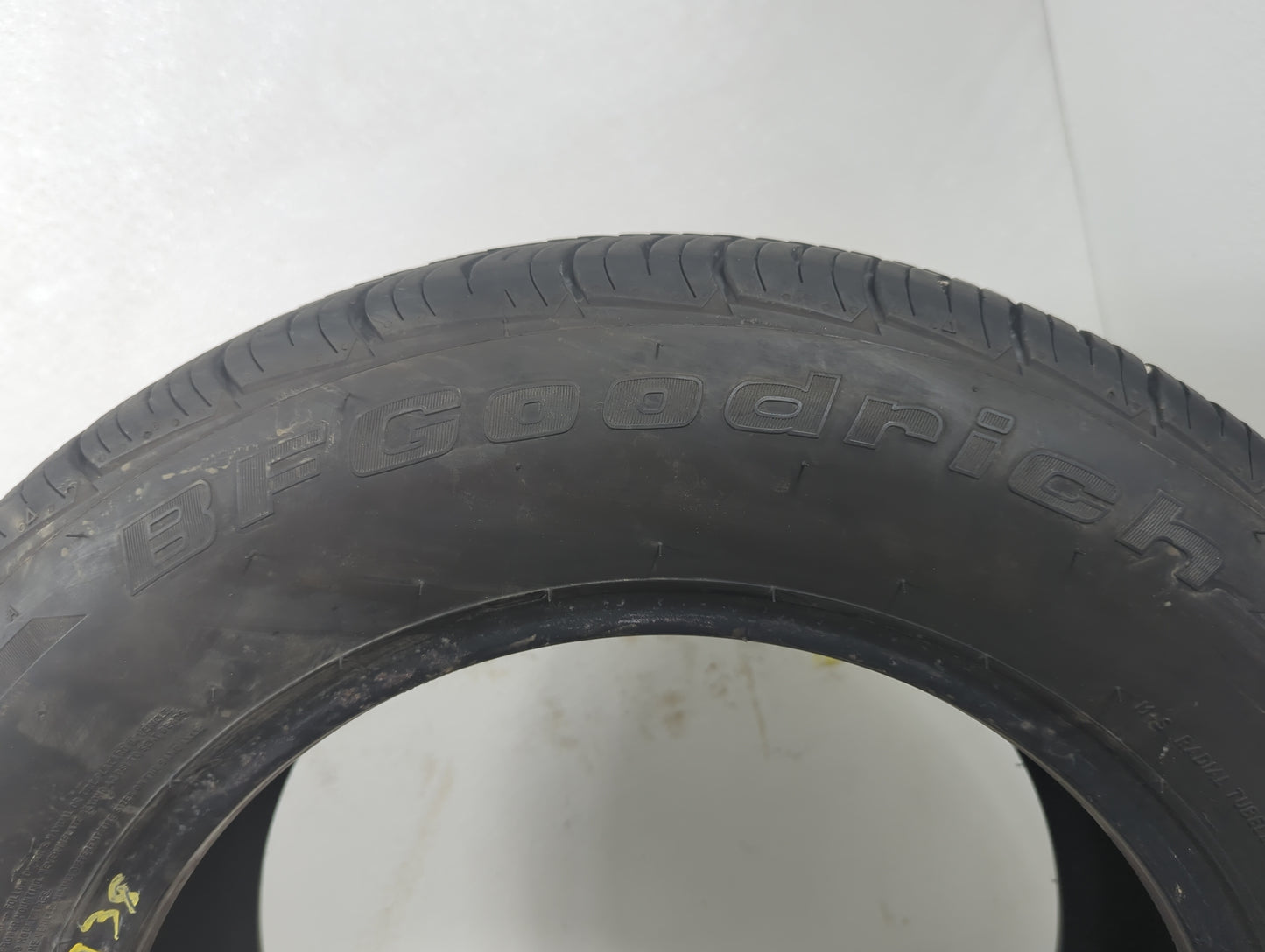 Used Tire - Tread Depth null/32 - Oemusedautoparts1.com
