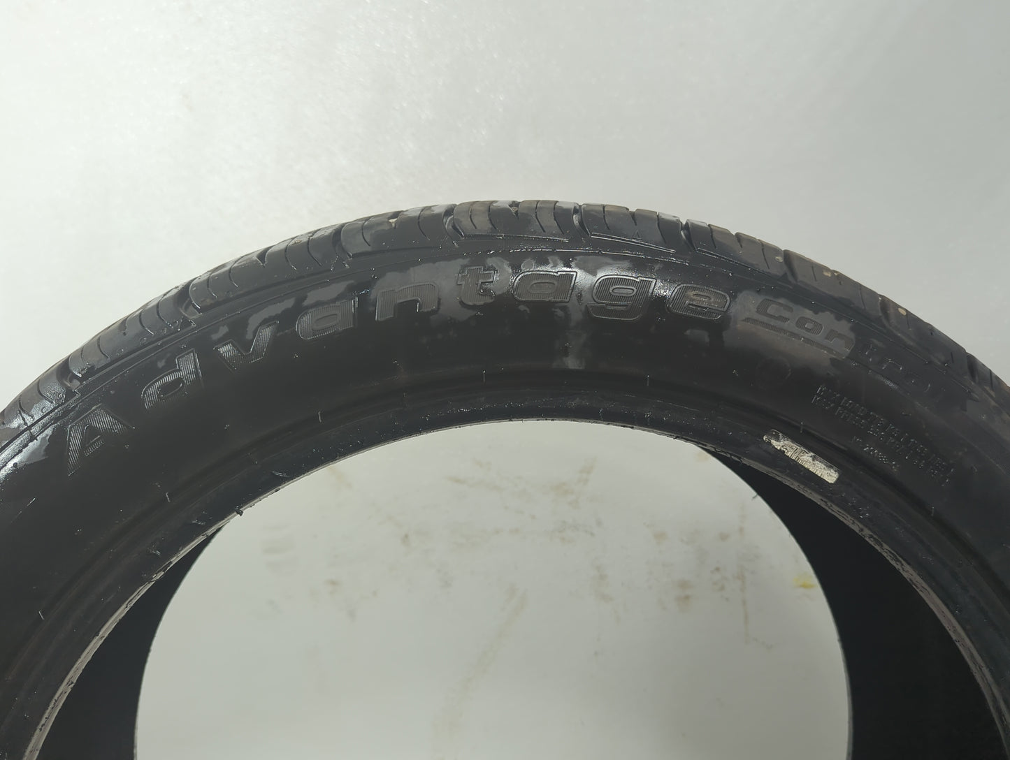 Used Tire - Tread Depth null/32 - Oemusedautoparts1.com
