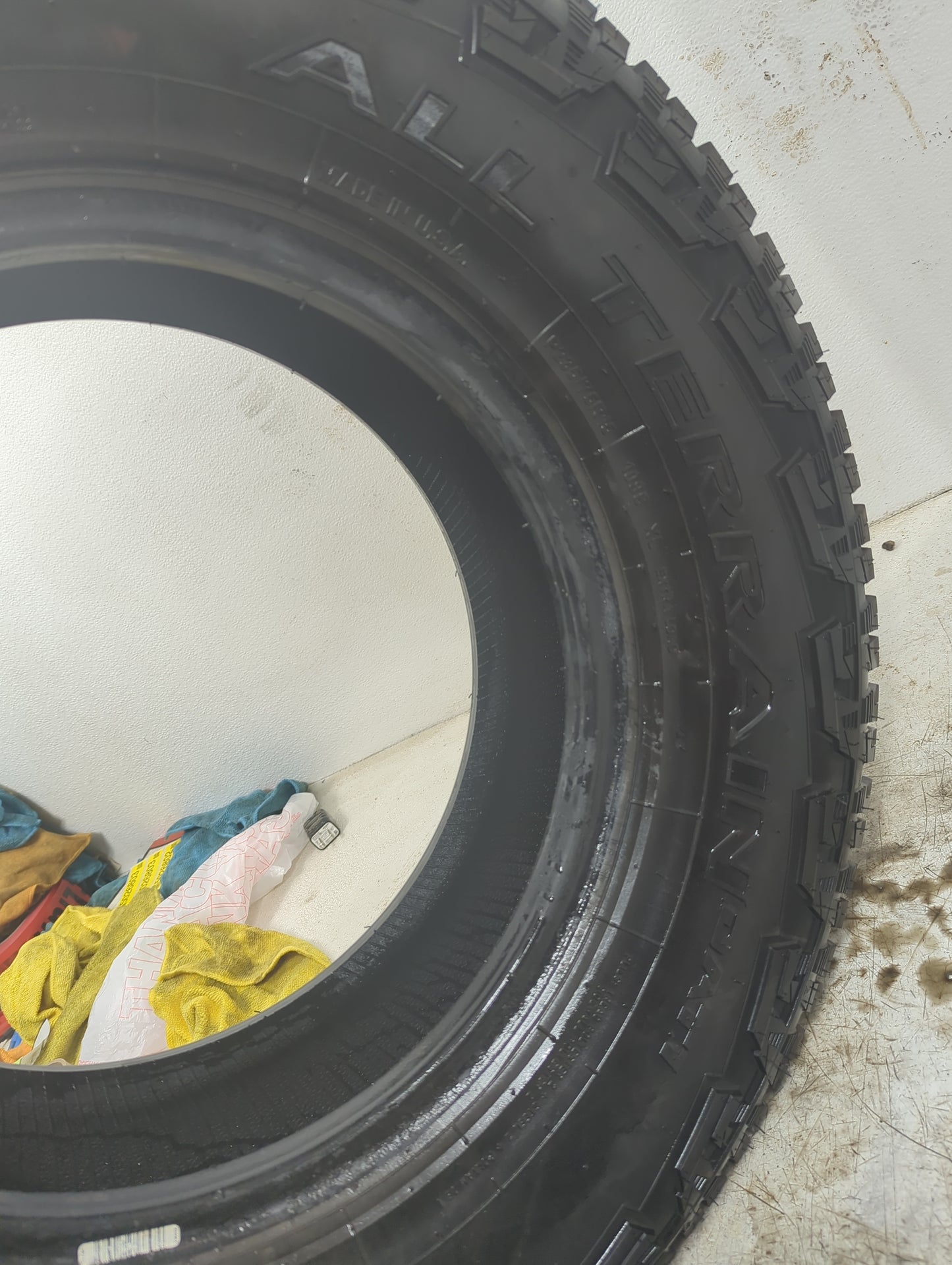 Used Tire 235/75R15 DEXTERO ALL TERRAIN 108S - Tread Depth 9/32 - Oemusedautoparts1.com