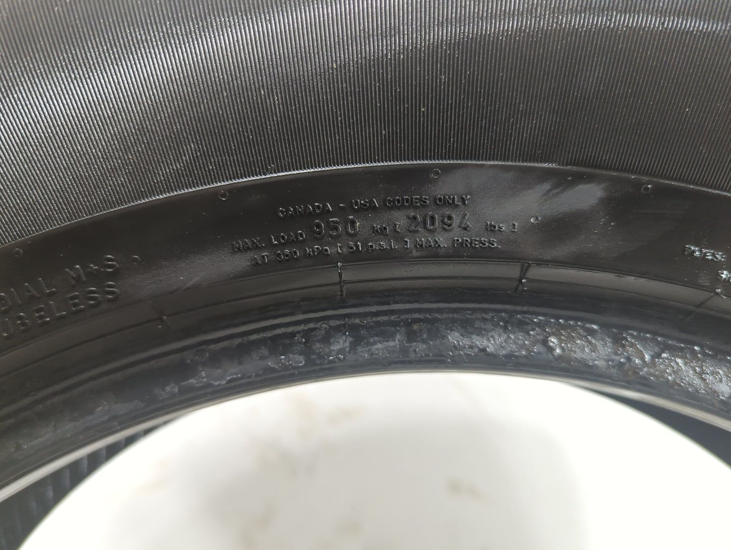 Used Tire 235/65R18 PIRELLI SCORPION AS PLUS 3 106H - Tread Depth 9/32 - Oemusedautoparts1.com