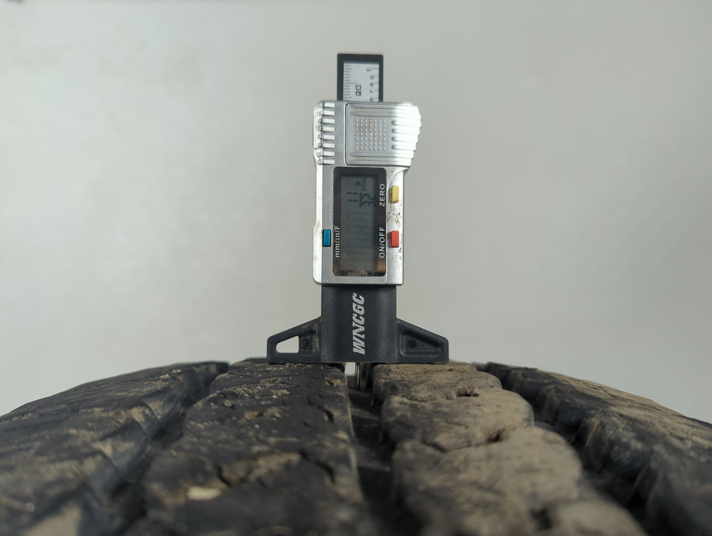Used Tire 265/75R16 FIRESTONE TRANSFORCE AT2 123R - Tread Depth 11/32 - Oemusedautoparts1.com