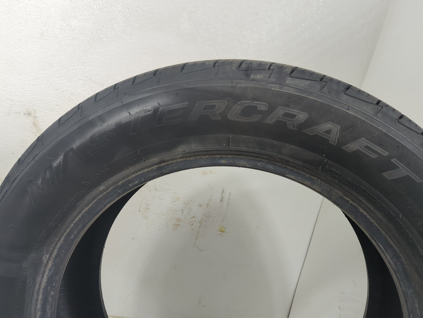 Used Tire 225/60R18 MASTERCRAFT COURSER QUEST PLUS - Tread Depth 10/32 - Oemusedautoparts1.com