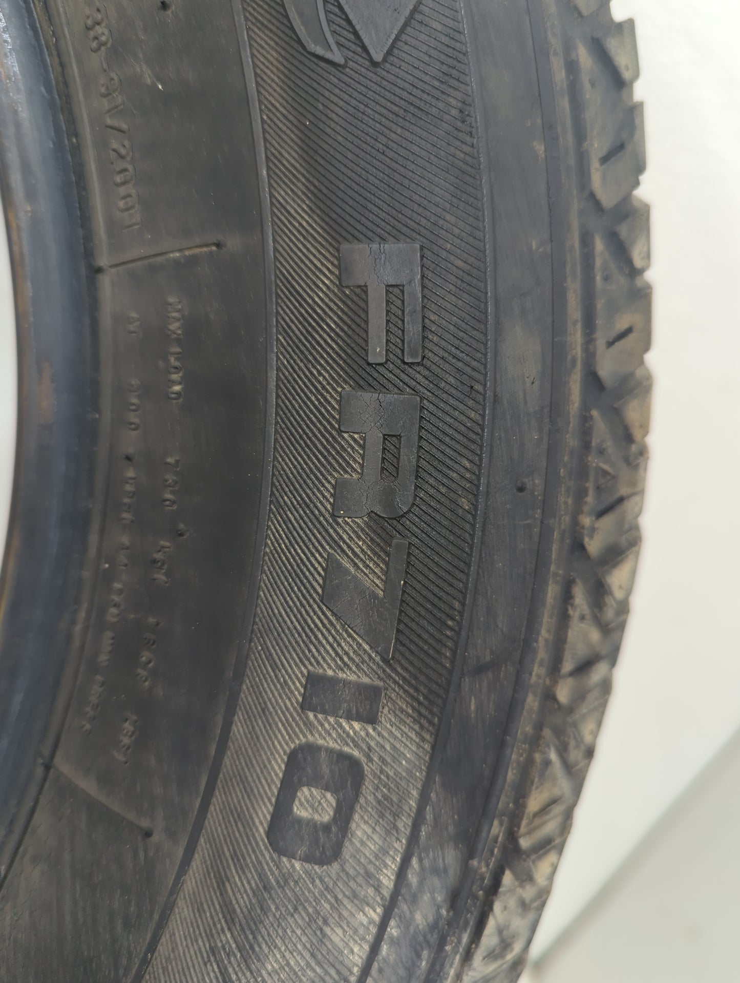 Used Tire 225/60R16 FIRESTONE TRI 97T - Tread Depth 9/32 - Oemusedautoparts1.com