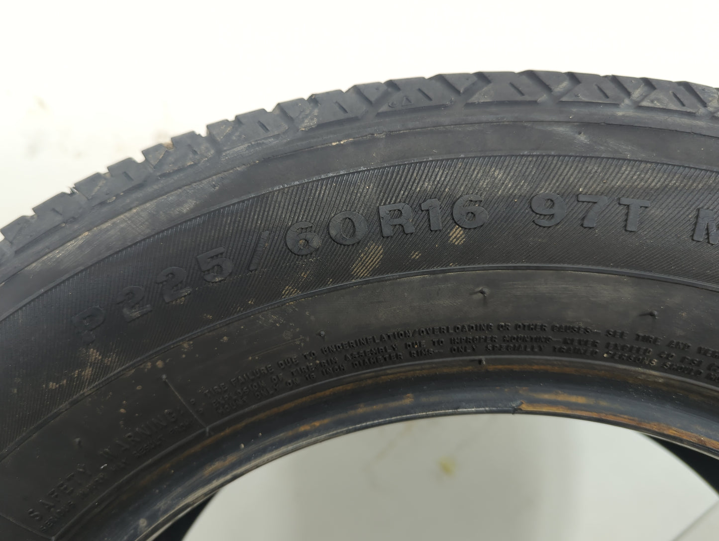 Used Tire 225/60R16 FIRESTONE TRI 97T - Tread Depth 9/32 - Oemusedautoparts1.com