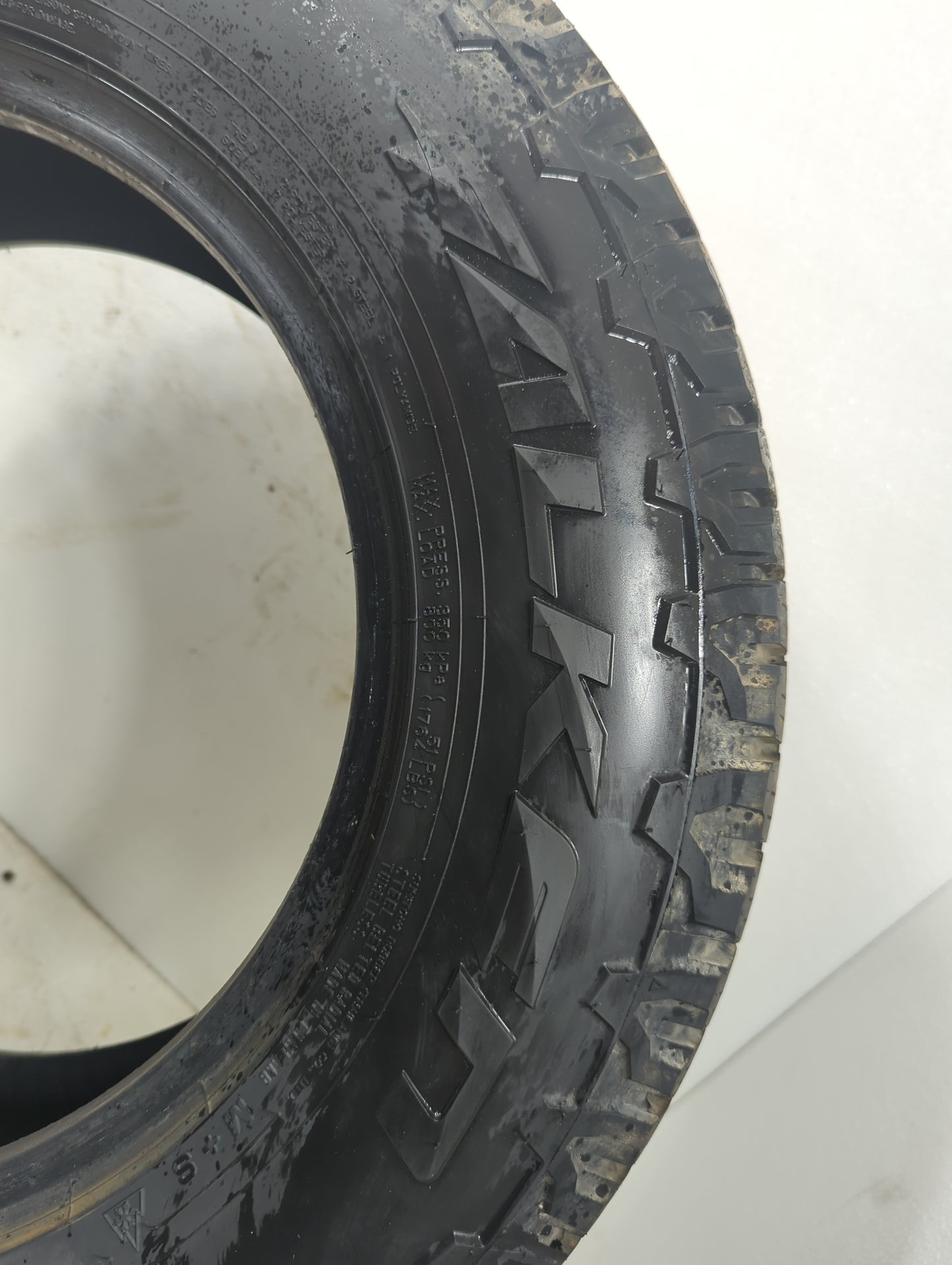 Used Tire 215/70R16 JK TYRE PEAK A/T TRAIL 100H - Tread Depth 9/32 - Oemusedautoparts1.com