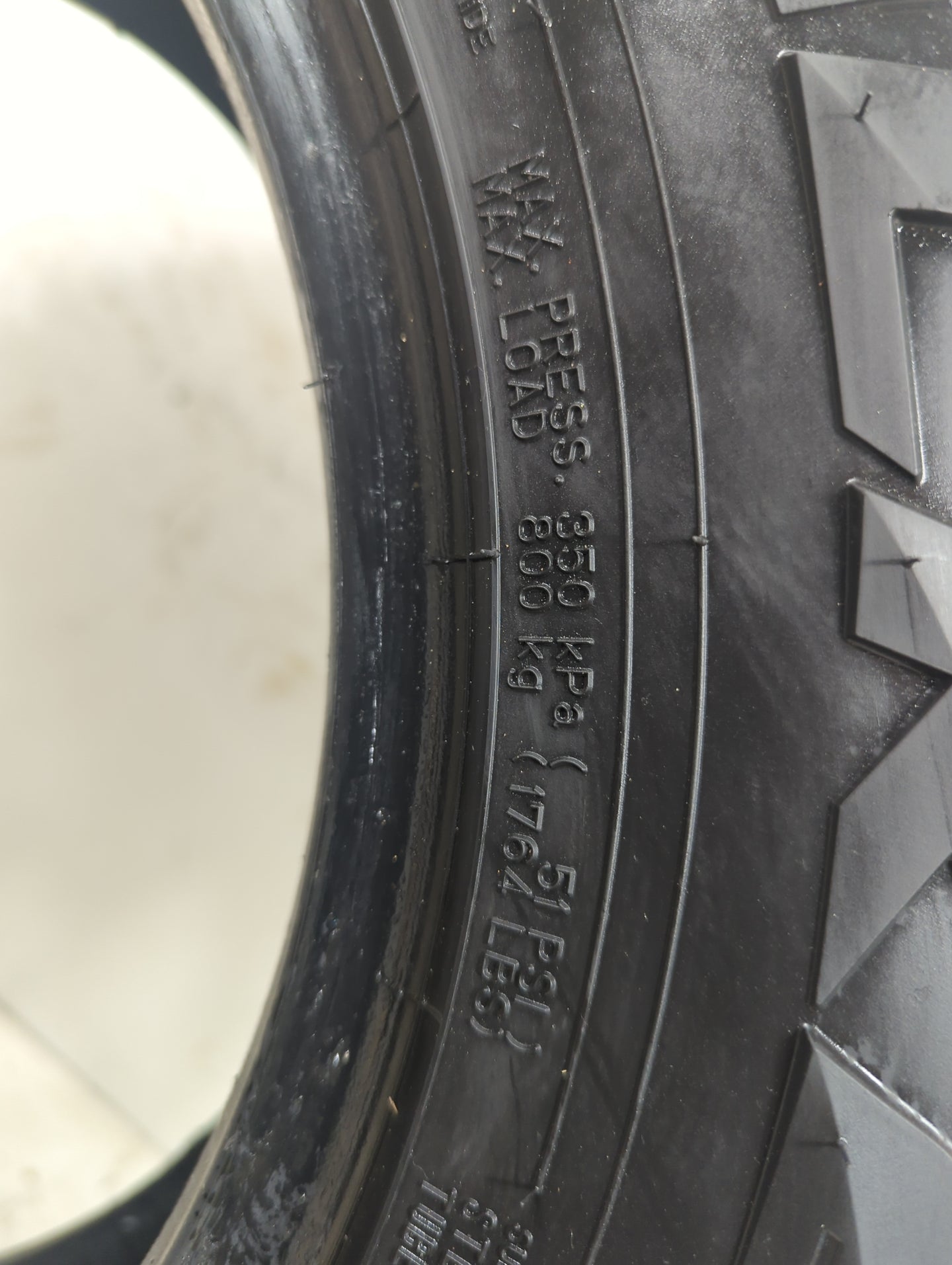 Used Tire 215/70R16 JK TYRE PEAK A/T TRAIL 100H - Tread Depth 9/32 - Oemusedautoparts1.com