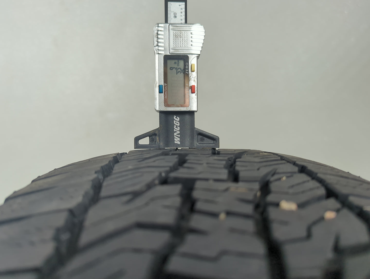 Used Tire 215/70R16 JK TYRE PEAK A/T TRAIL 100H - Tread Depth 9/32 - Oemusedautoparts1.com