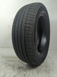 Used Tire - Tread Depth null/32 - Oemusedautoparts1.com