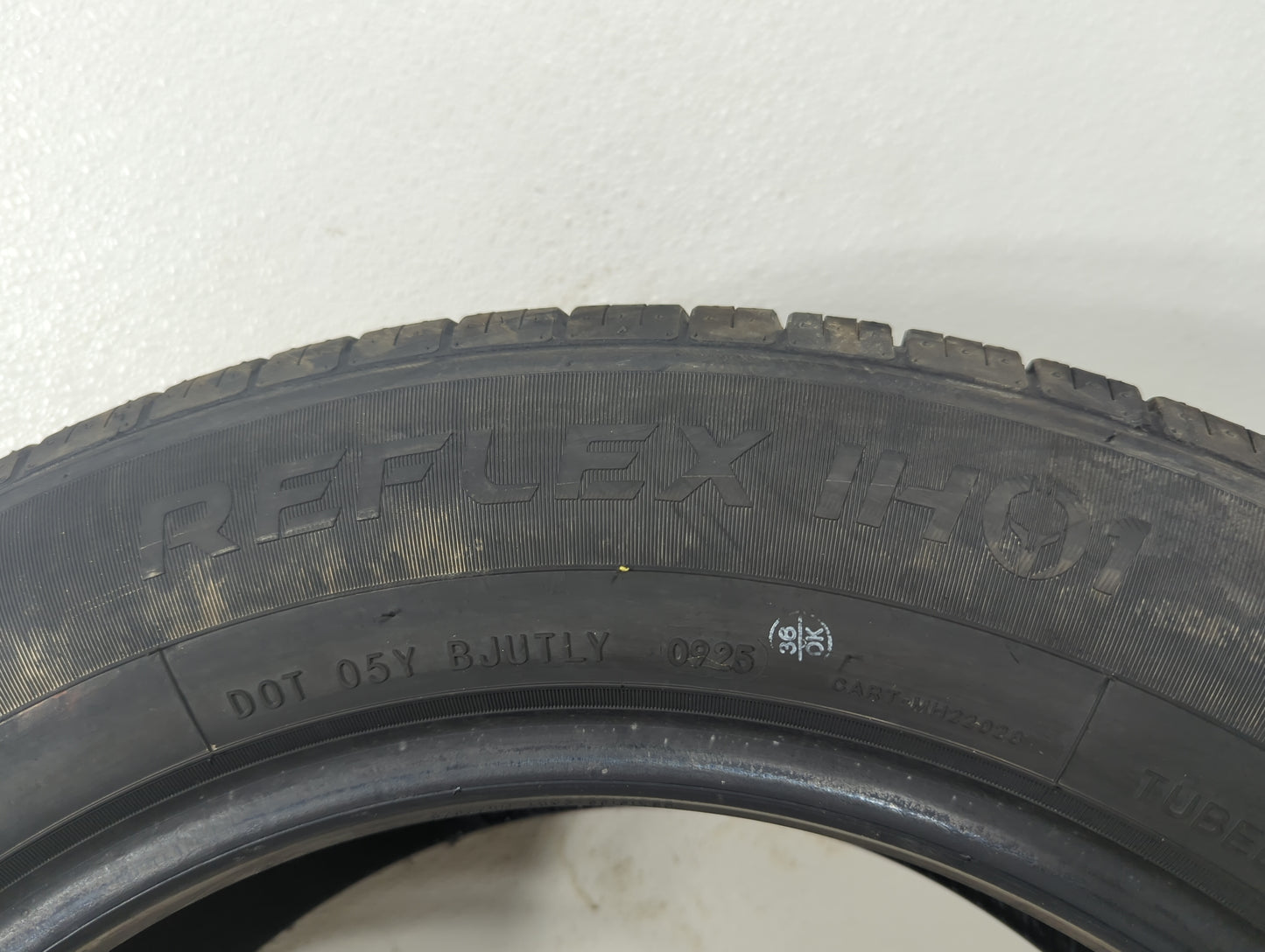 Used Tire - Tread Depth null/32 - Oemusedautoparts1.com