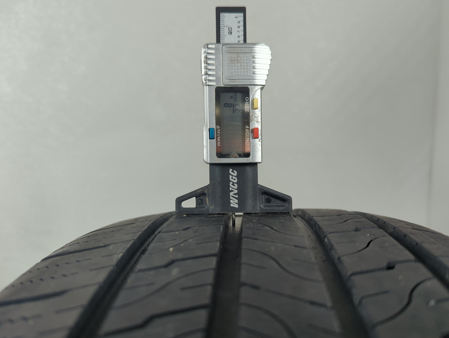 Used Tire 245/60R18 ARISUN ARESTA ZG02 105T - Tread Depth 8/32 - Oemusedautoparts1.com