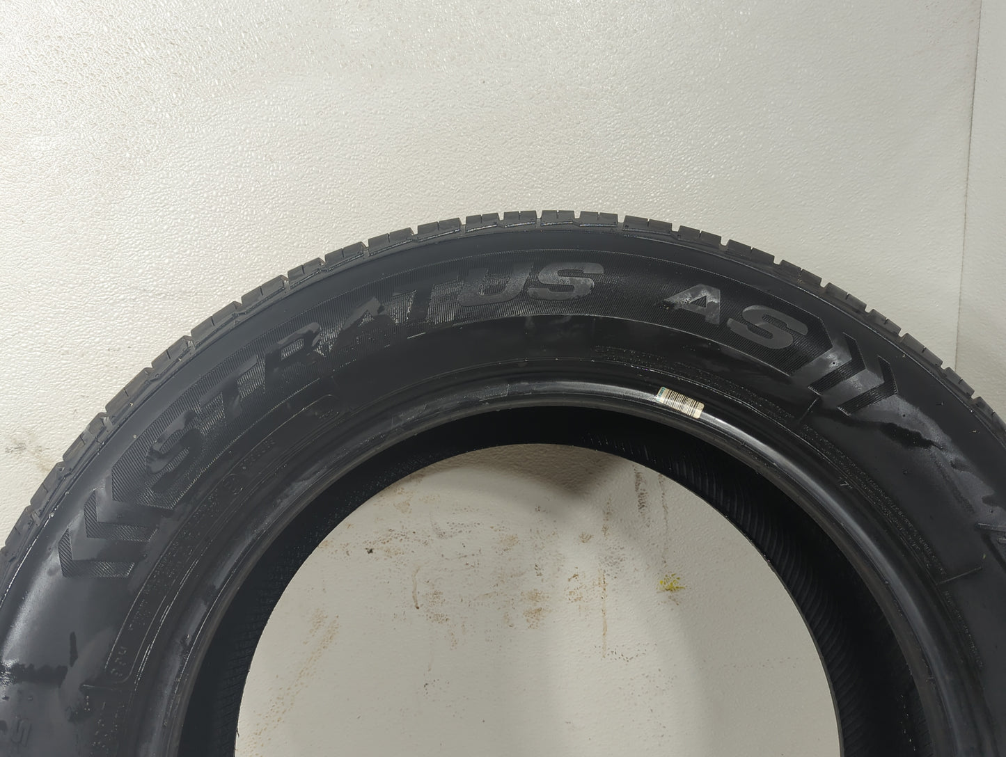 Used Tire 225/60R17 MASTERCRAFT STRATUS AS 99H - Tread Depth 8/32 - Oemusedautoparts1.com