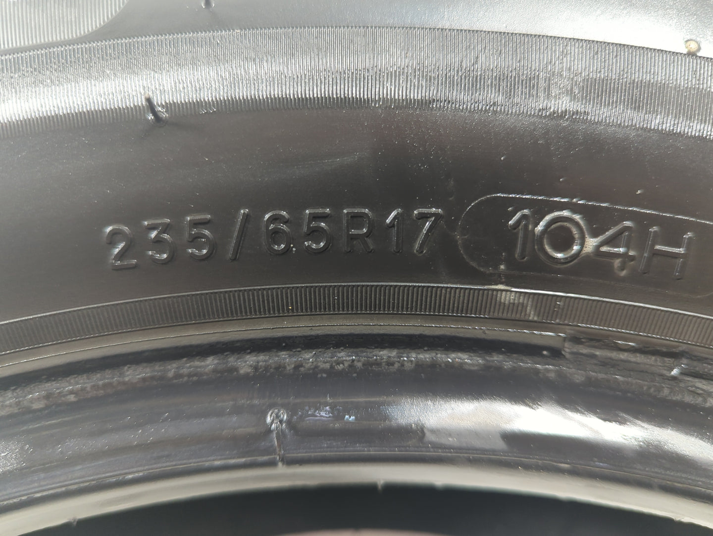 Used Tire 235/65R17 MICHELIN CROSSCLIMATE 2 104H - Tread Depth 8/32 - Oemusedautoparts1.com