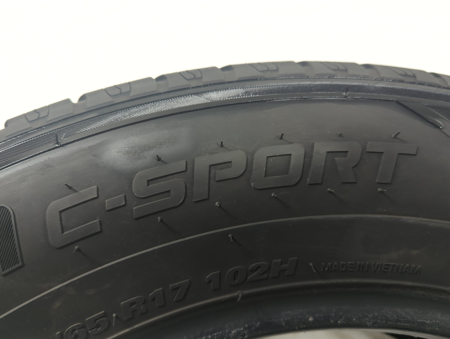 Used Tire 225/65R17 PHANTOM C-SPORT 102H - Tread Depth 9/32 - Oemusedautoparts1.com