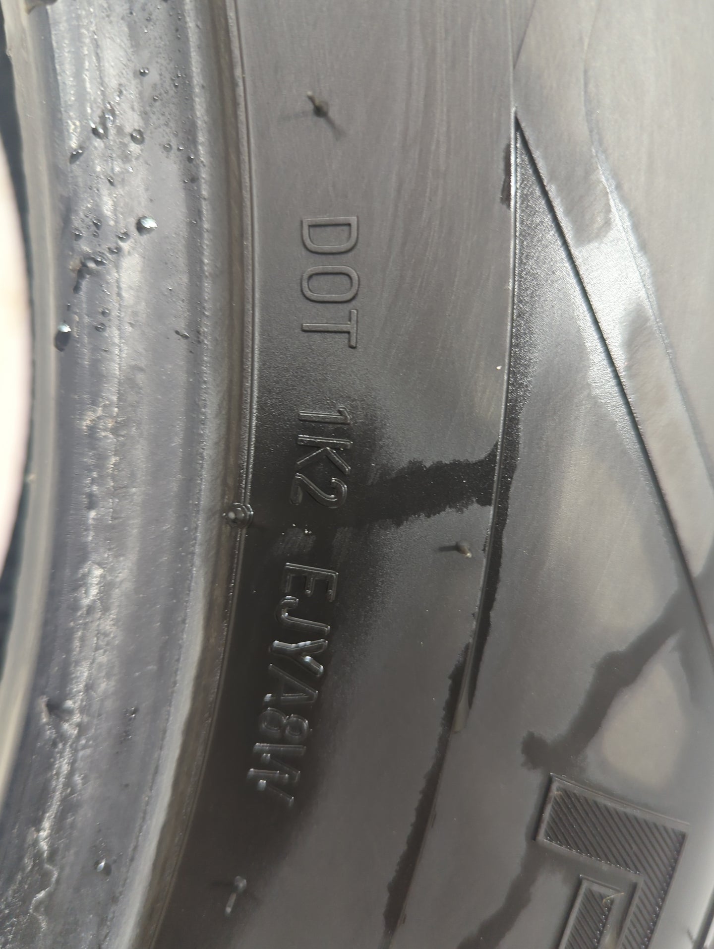 Used Tire 225/65R17 PHANTOM C-SPORT 102H - Tread Depth 9/32 - Oemusedautoparts1.com