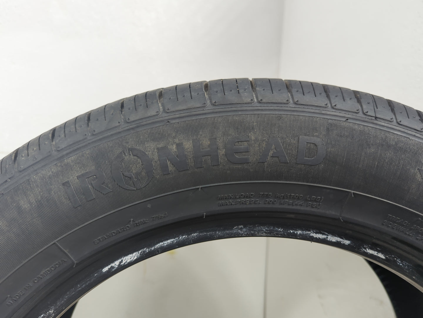 Used Tire 235/55R17 IRONHEAD REFLEX H/T - Tread Depth 9/32 - Oemusedautoparts1.com