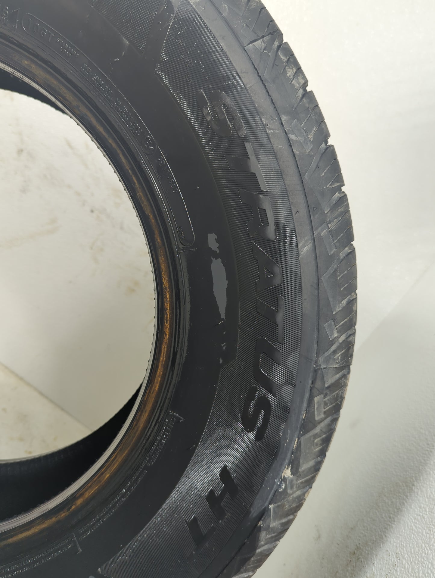 Used Tire 235/70R16 MASTERCRAFT STRATUS HT 106T - Tread Depth 8/32 - Oemusedautoparts1.com