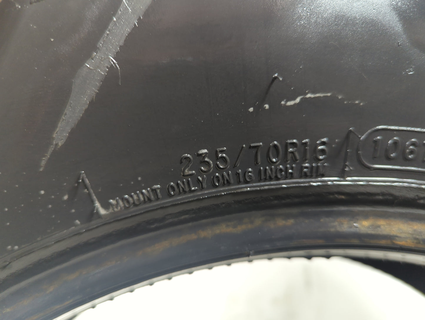 Used Tire 235/70R16 MASTERCRAFT STRATUS HT 106T - Tread Depth 8/32 - Oemusedautoparts1.com