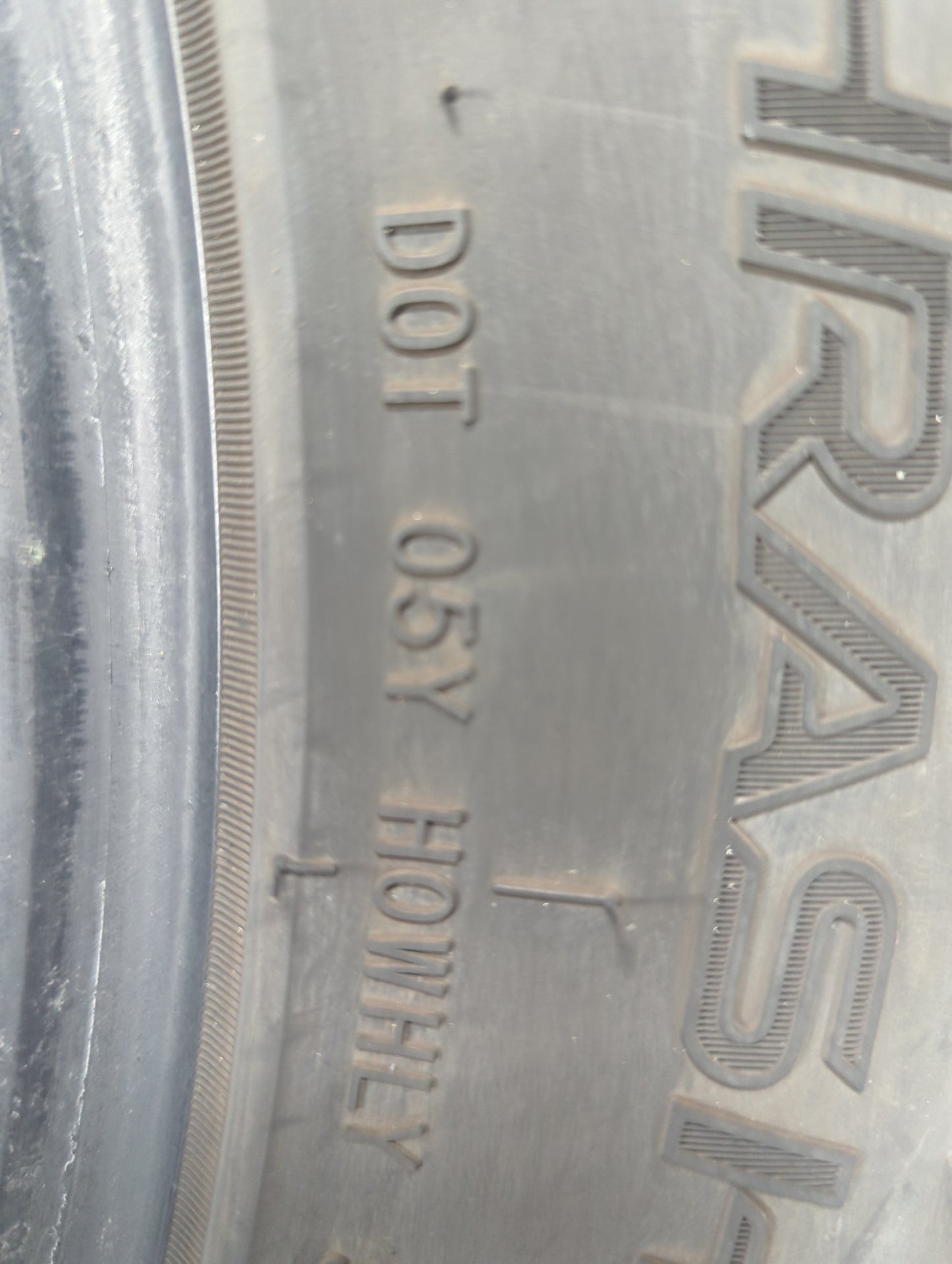 Used Tire 275/55R20 IRONHEAD THRASHER AT 117T - Tread Depth 13/32 - Oemusedautoparts1.com