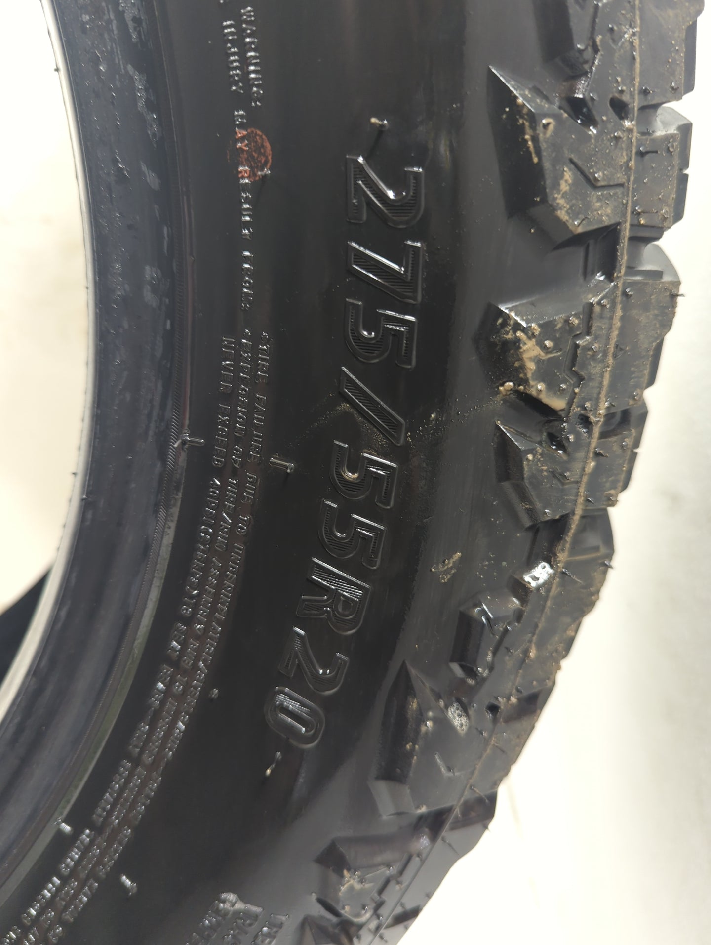 Used Tire 275/55R20 IRONHEAD THRASHER 117T - Tread Depth 12/32 - Oemusedautoparts1.com