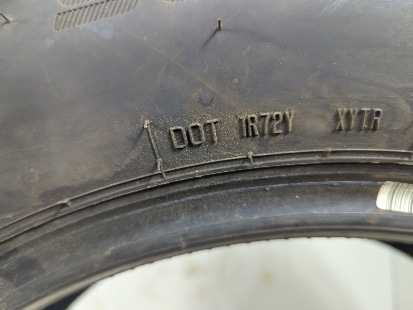 Used Tire 225/65R17 SILVERSTONE ARZON 102H - Tread Depth 8/32 - Oemusedautoparts1.com