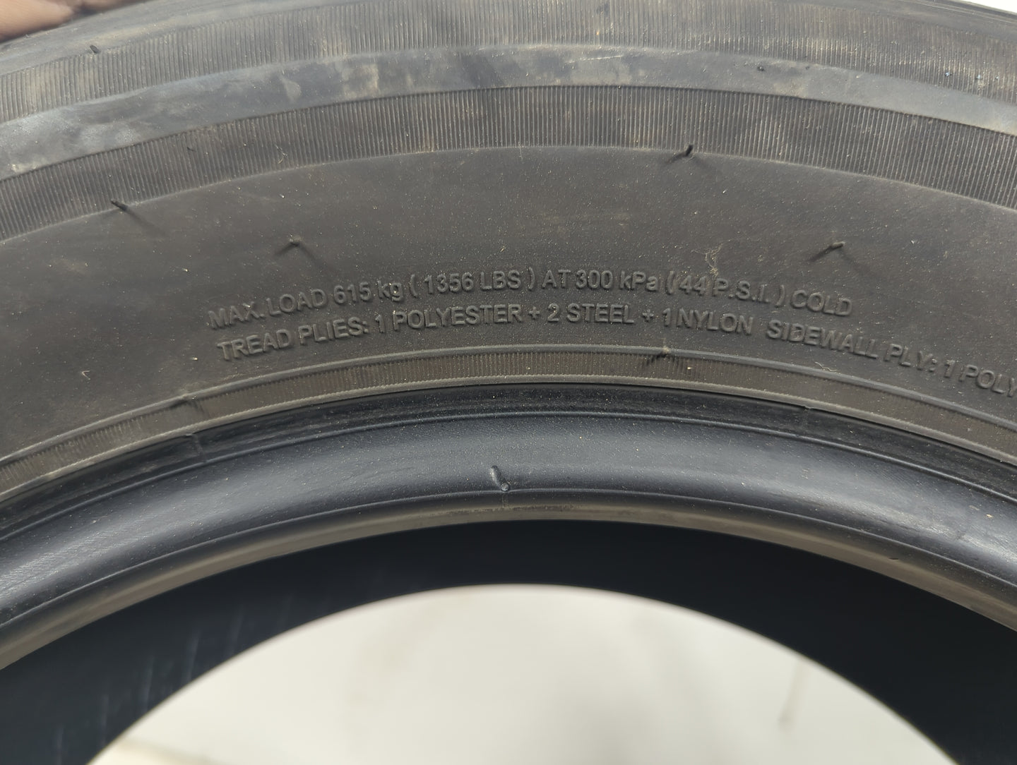 Used Tire 195/65R15 IRONMAN GR906 91H - Tread Depth 7/32 - Oemusedautoparts1.com