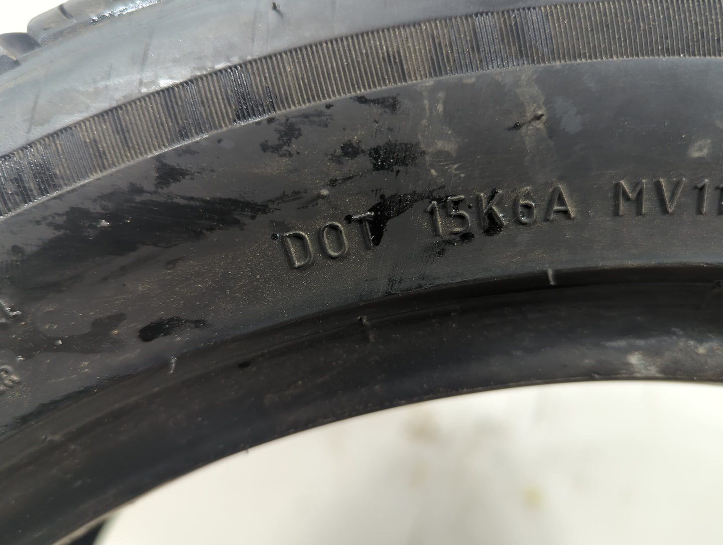 Used Tire 215/50R17 BFGOODRICH ADVANTAGE CONTROL 95V - Tread Depth 10/32 - Oemusedautoparts1.com