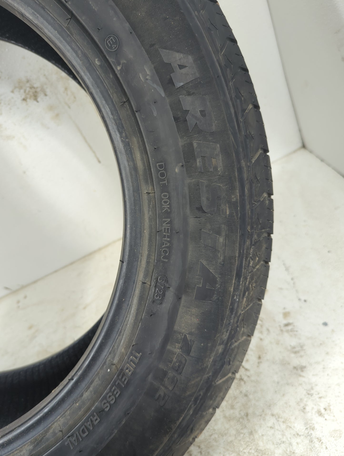 Used Tire - Tread Depth null/32 - Oemusedautoparts1.com