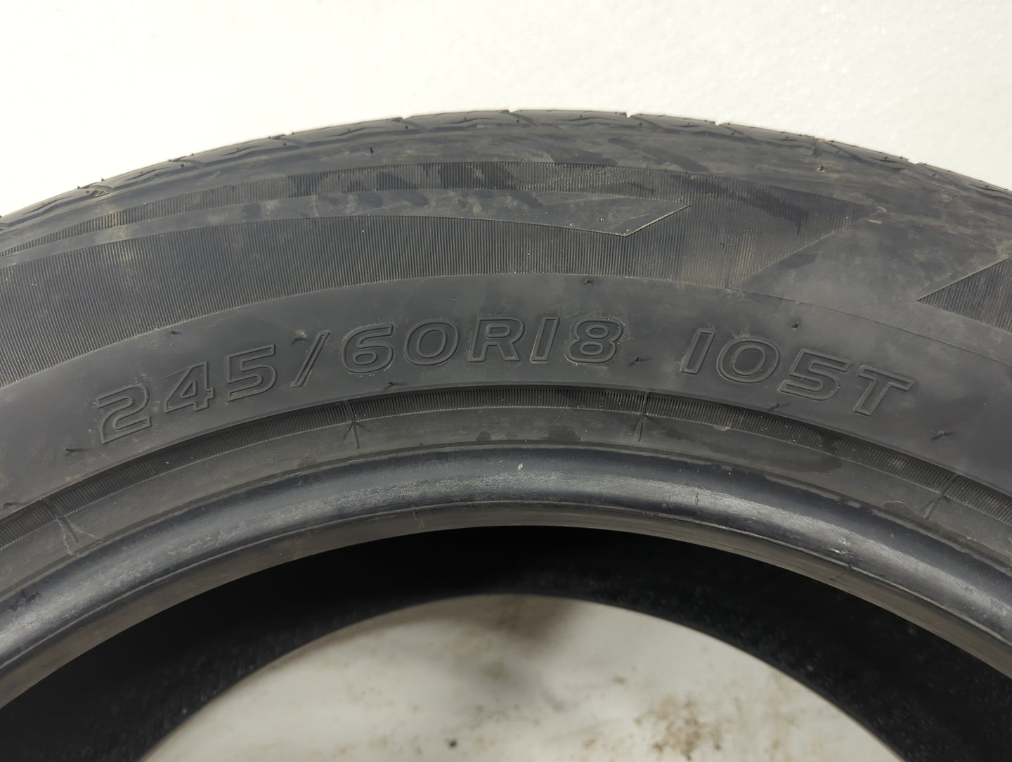 Used Tire - Tread Depth null/32 - Oemusedautoparts1.com