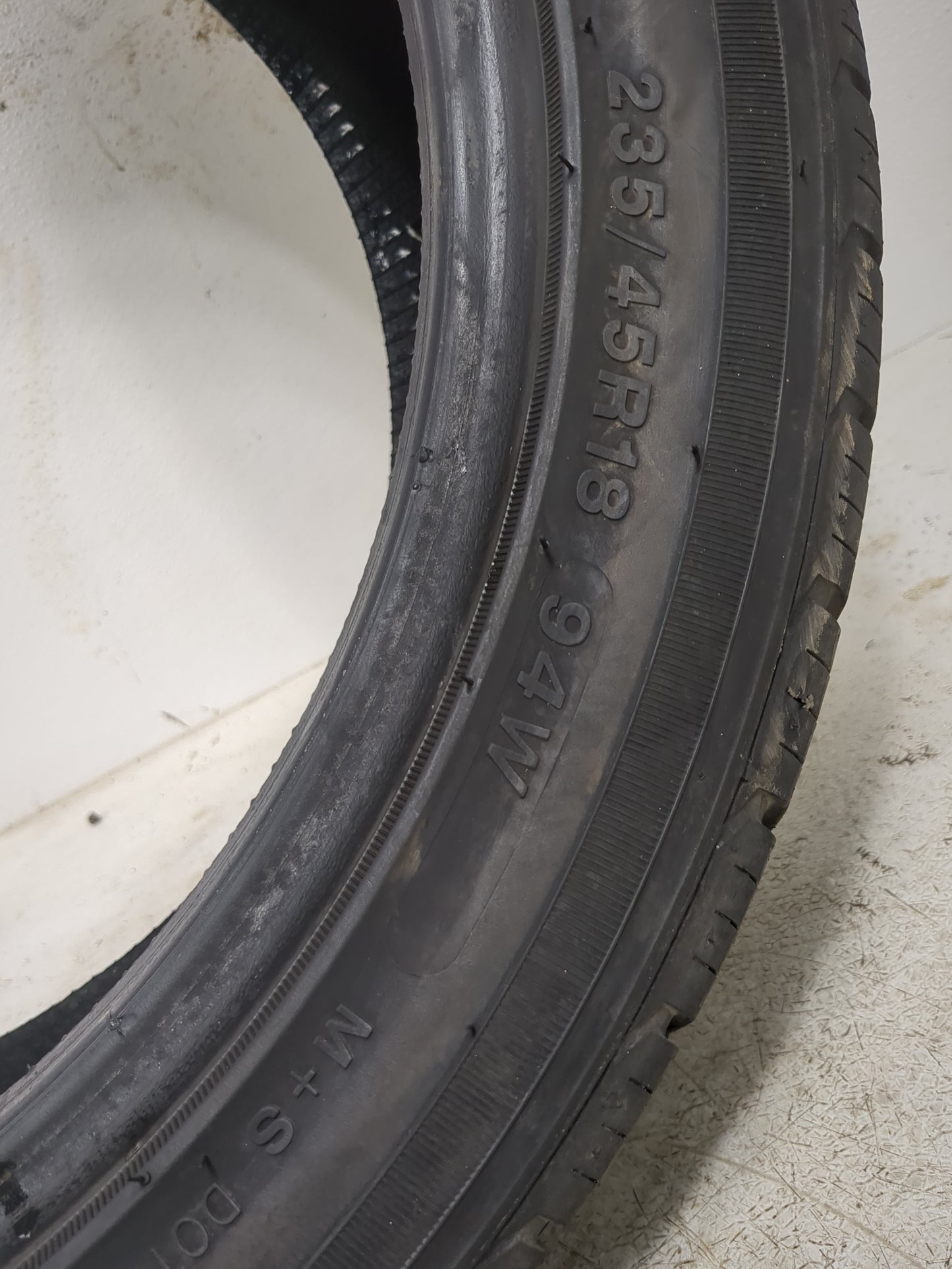 Used Tire 235/45R18 MILESTAR MS932 94W - Tread Depth null/32 - Oemusedautoparts1.com