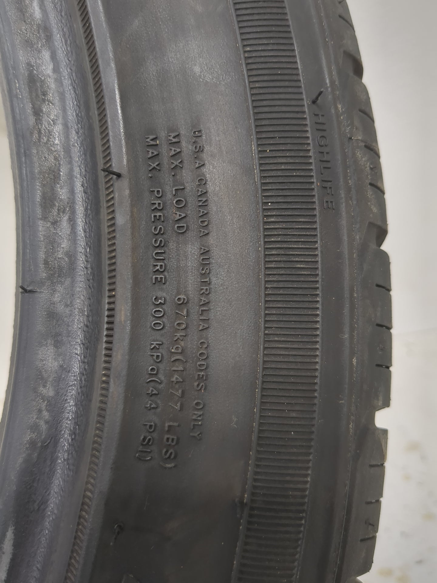 Used Tire 235/45R18 MILESTAR MS932 94W - Tread Depth null/32 - Oemusedautoparts1.com