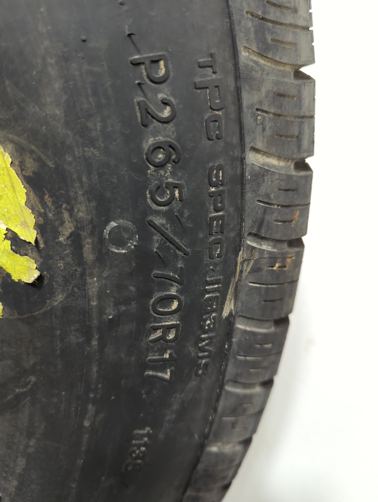 Used Tire 265/70R17 GOODYEAR WRANGLER HP 113S - Tread Depth 12/32 - Oemusedautoparts1.com
