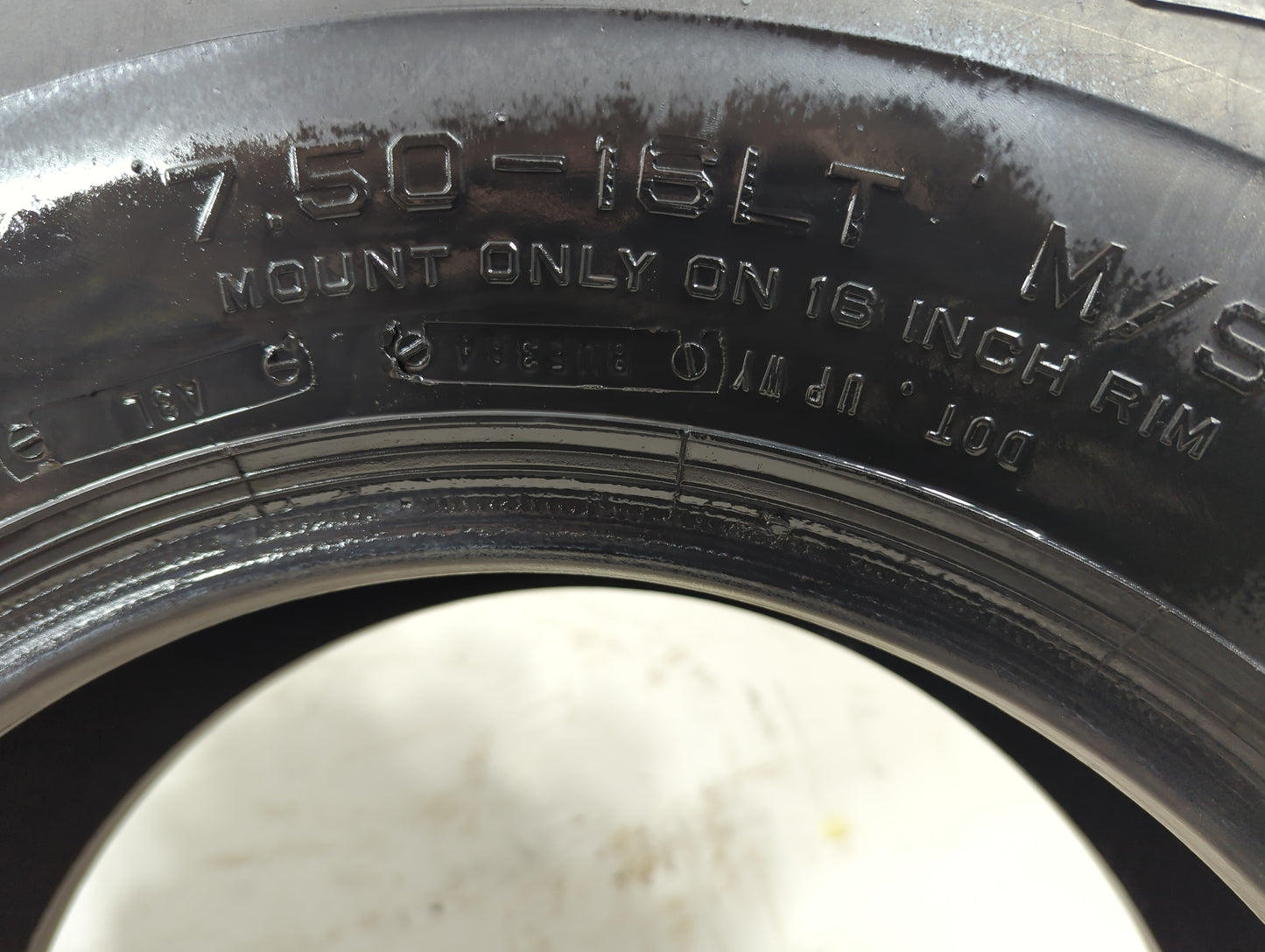 Used Tire 7.50-16 MASTERCRAFT COURSER TRACTION LT - Tread Depth 14/32 - Oemusedautoparts1.com