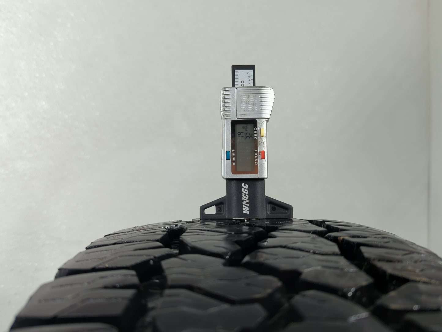 Used Tire 225/65R17 GOODYEAR WORKHORSE AT 107S - Tread Depth 14/32 - Oemusedautoparts1.com