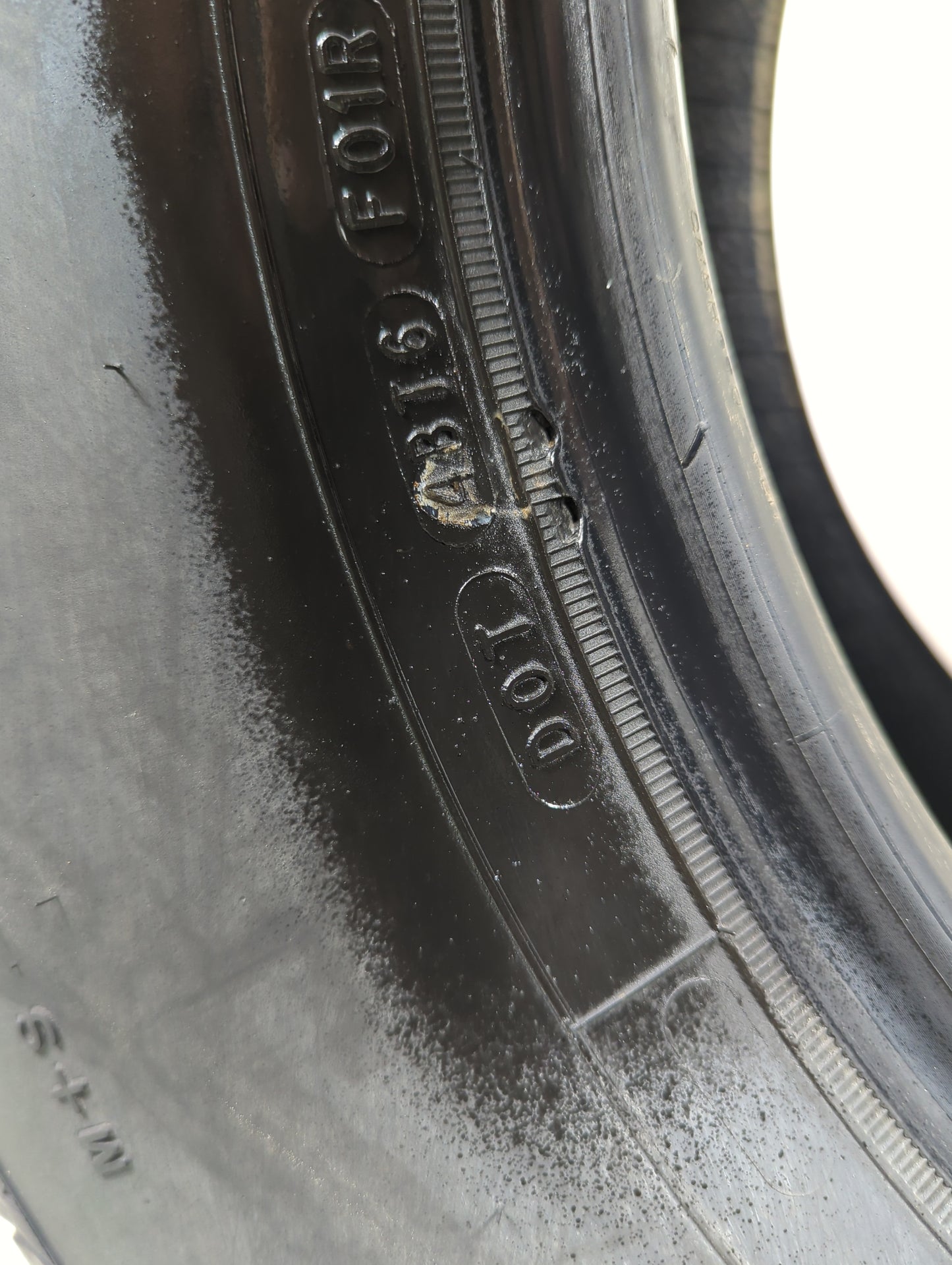 Used Tire 265/70R17 GOODYEAR WRANGLER HP 113S - Tread Depth 12/32 - Oemusedautoparts1.com