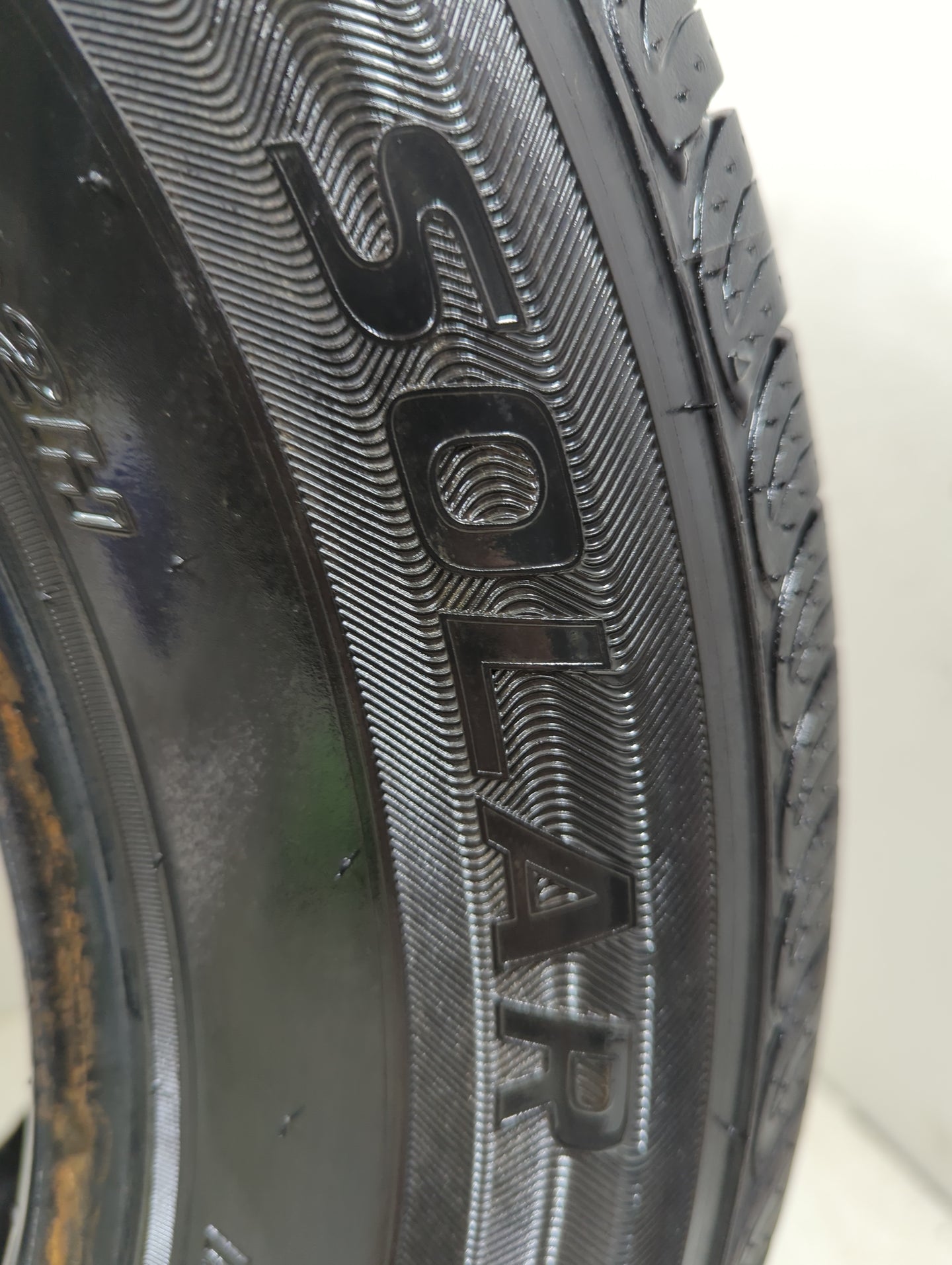 Used Tire 205/65R15 SAILUN SH402 4XS 92H - Tread Depth 9/32 - Oemusedautoparts1.com