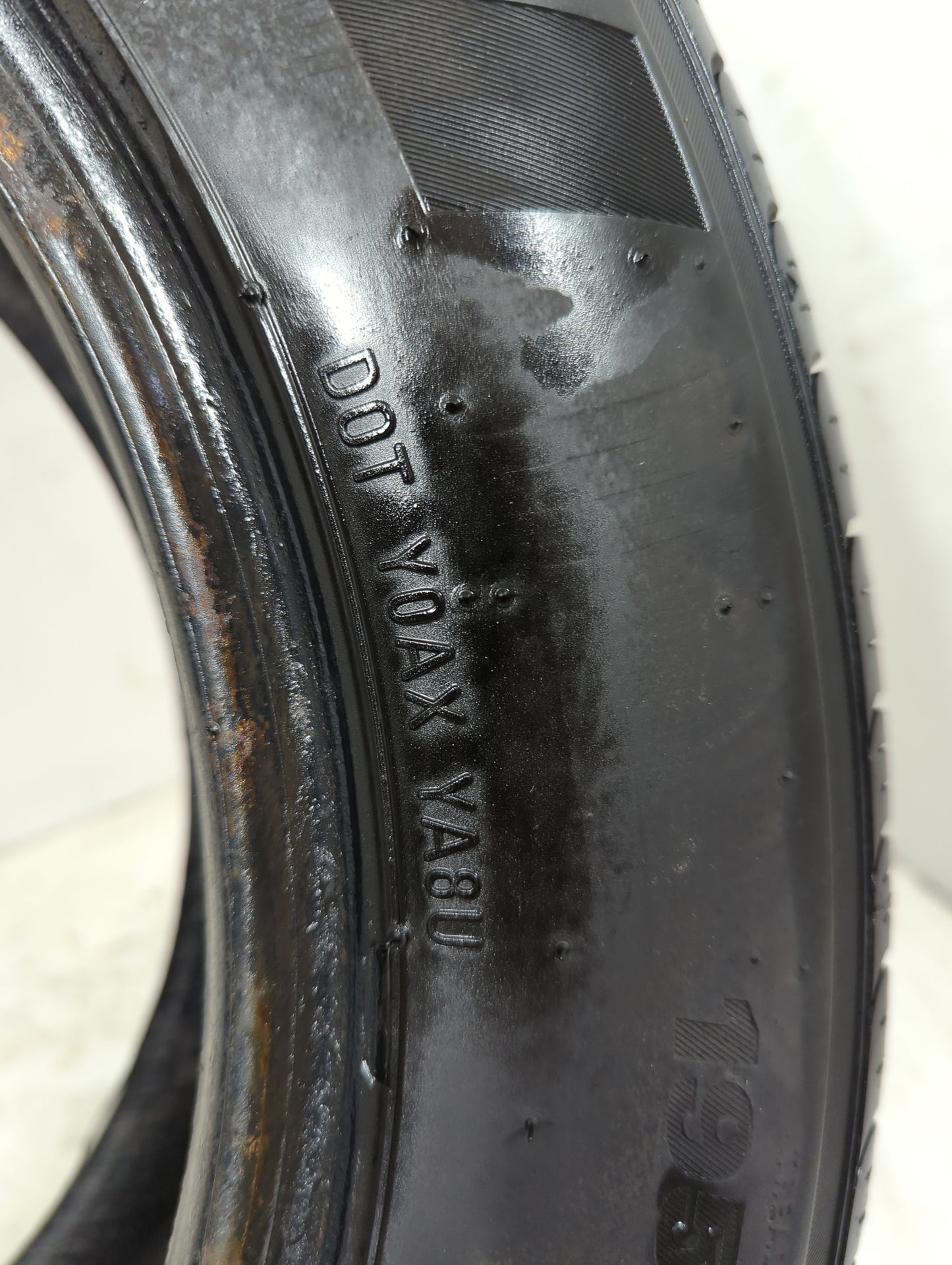 Used Tire 195/60R15 KUMHO SOLUS TA11 88T - Tread Depth 10/32 - Oemusedautoparts1.com