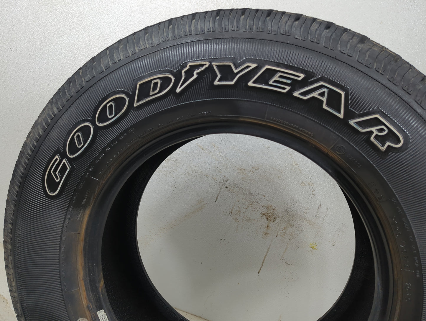 Used Tire 225/75R16 GOODYEAR WRANGLER ST 104S - Tread Depth 9/32 - Oemusedautoparts1.com