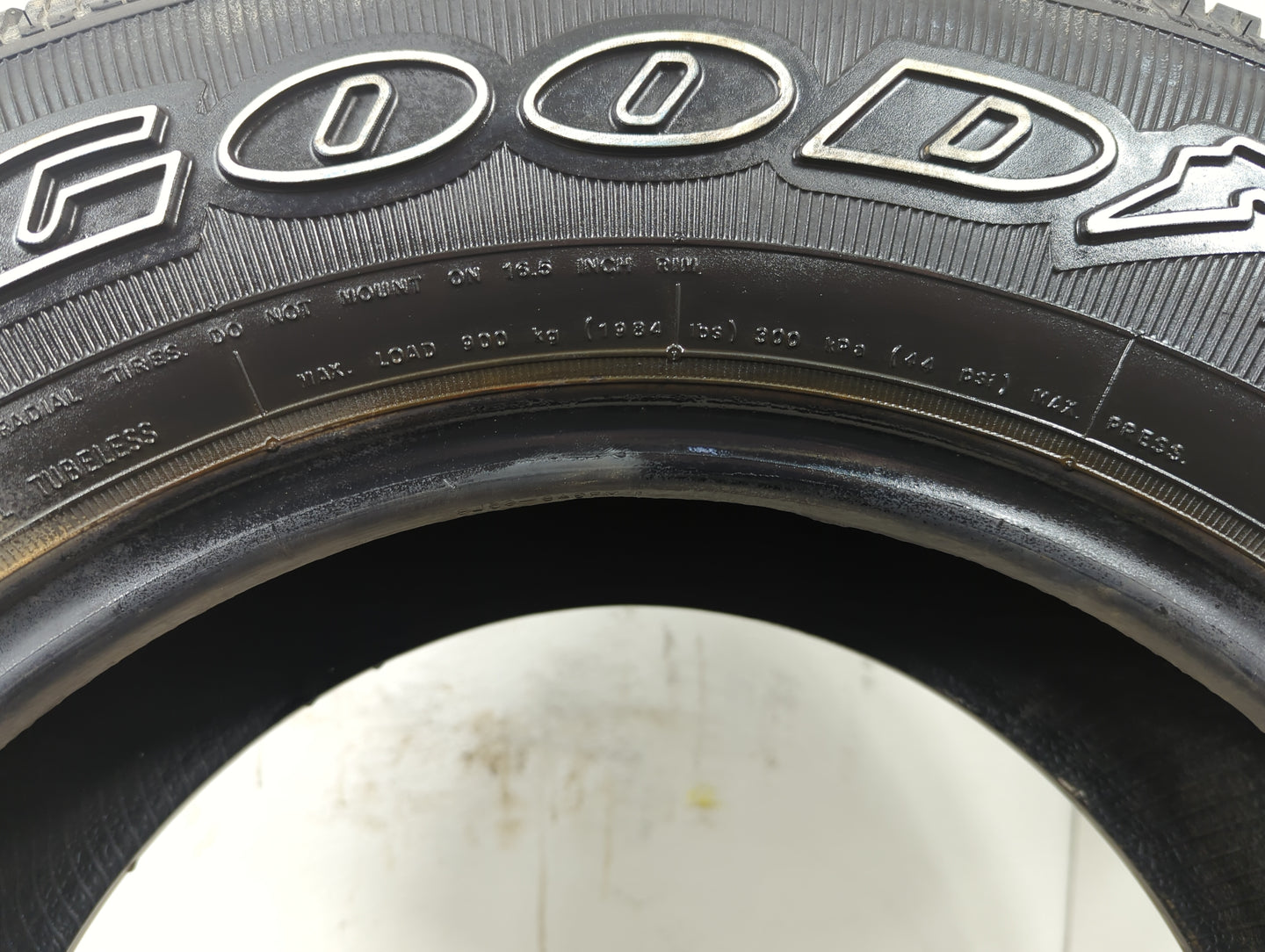 Used Tire 225/75R16 GOODYEAR WRANGLER ST 104S - Tread Depth 9/32 - Oemusedautoparts1.com
