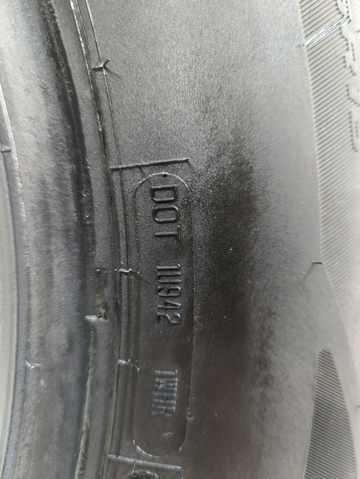 Used Tire 225/65R16 COOPER ENDEAVOR 100H - Tread Depth 10/32 - Oemusedautoparts1.com