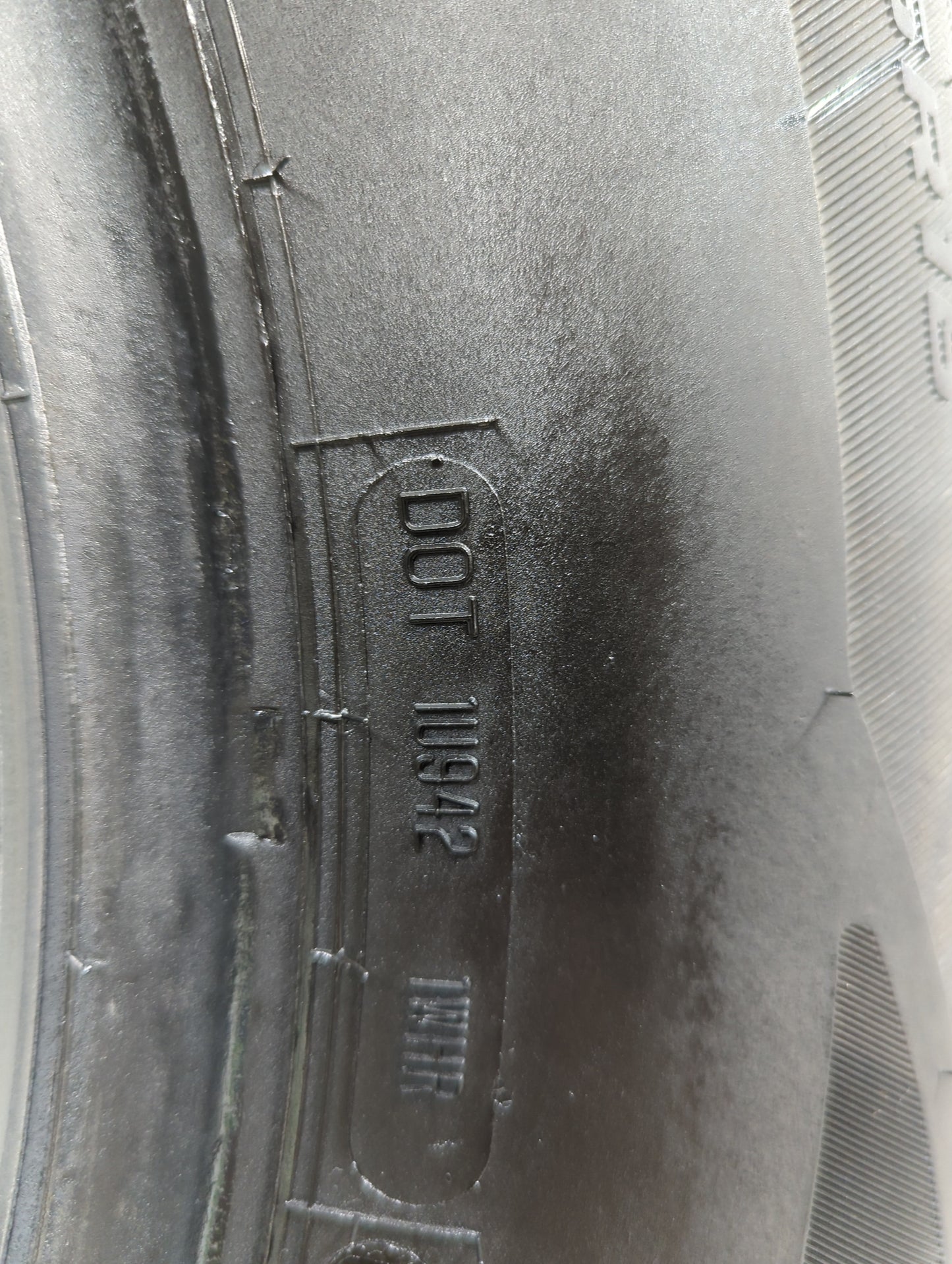 Used Tire 225/65R16 COOPER ENDEAVOR 100H - Tread Depth 10/32 - Oemusedautoparts1.com
