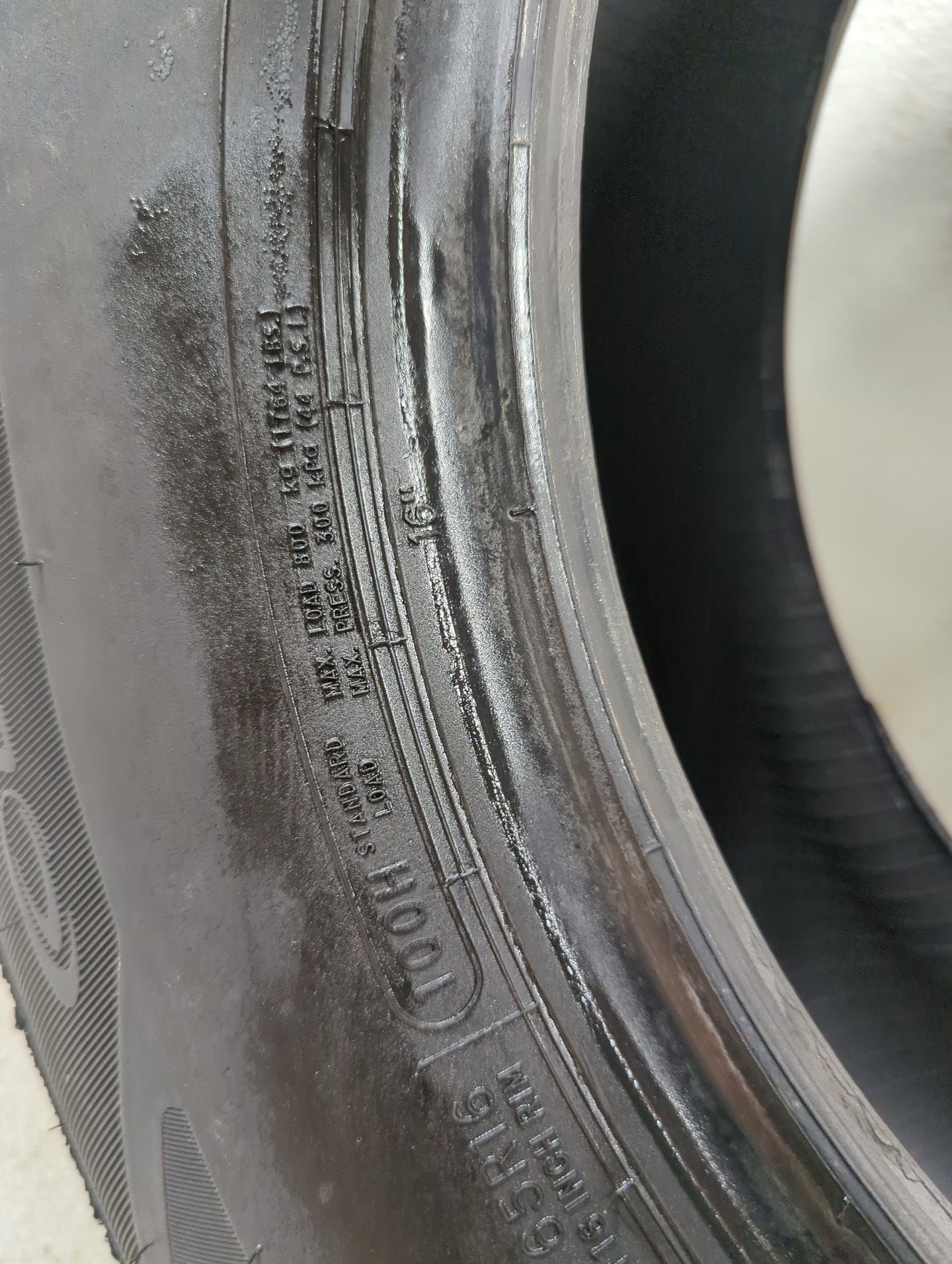 Used Tire 225/65R16 COOPER ENDEAVOR 100H - Tread Depth 10/32 - Oemusedautoparts1.com