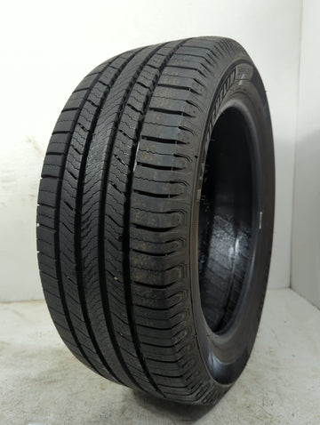 Used Tire 225/55R17 MICHELIN DEFENDER2 101H - Tread Depth 11/32 - Oemusedautoparts1.com