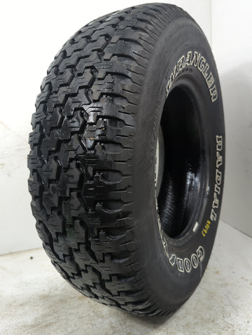 Used Tire 235/75R15 GOODYEAR WRANGLER RADIAL 105S - Tread Depth 11/32 - Oemusedautoparts1.com