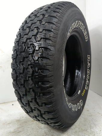 compare product Used Tire 235/75R15 GOODYEAR WRANGLER RADIAL 105S - Tread Depth 11/32