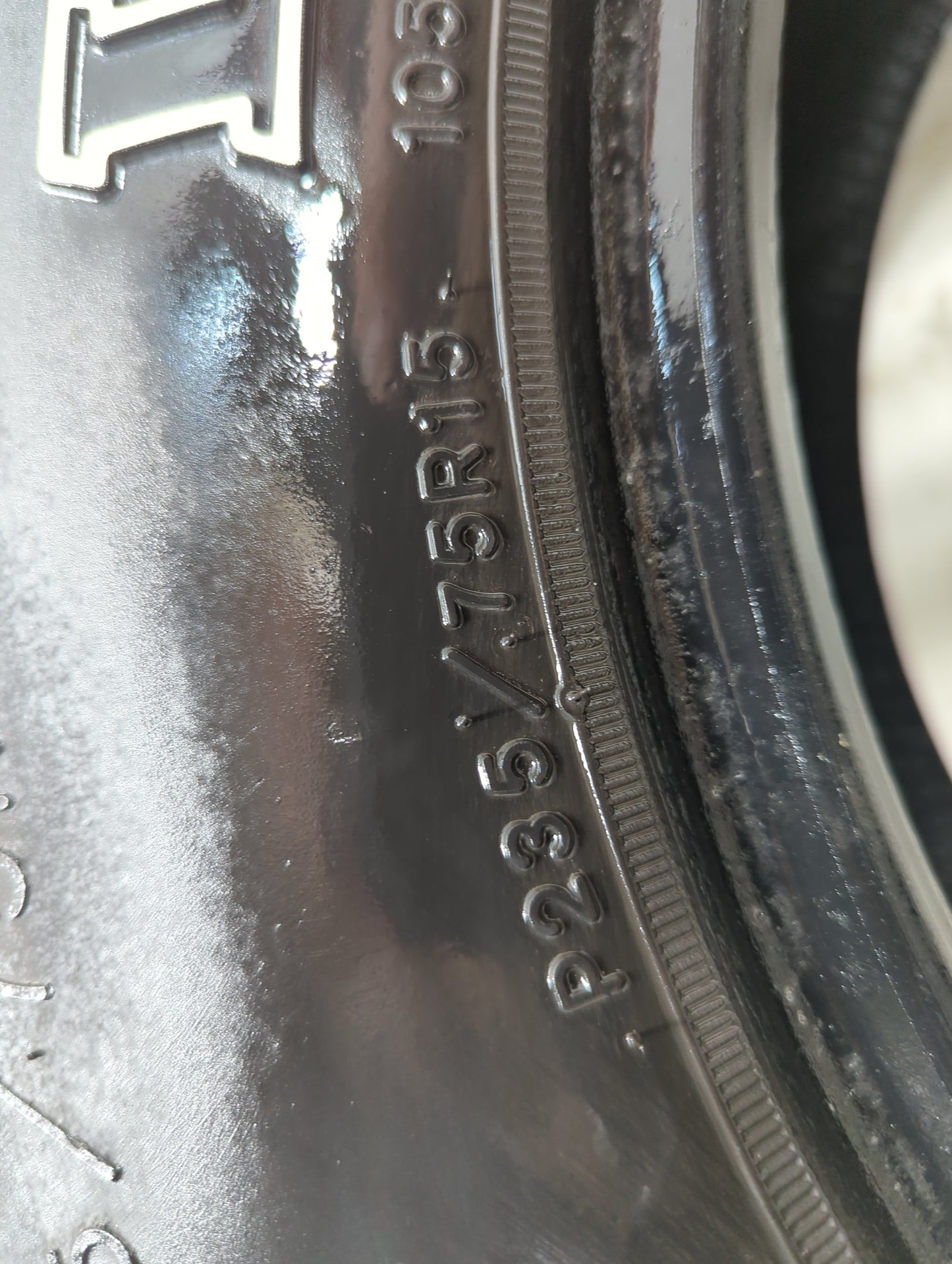 Used Tire 235/75R15 GOODYEAR WRANGLER RADIAL 105S - Tread Depth 11/32 - Oemusedautoparts1.com