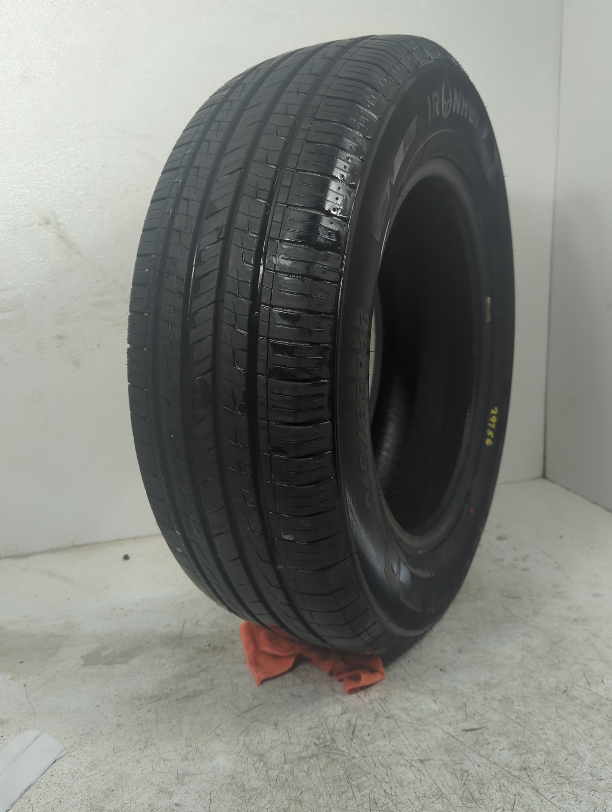 Used Tire 215/65R16 IRONHEAD REFLEX H/T 98T - Tread Depth 8/32 - Oemusedautoparts1.com