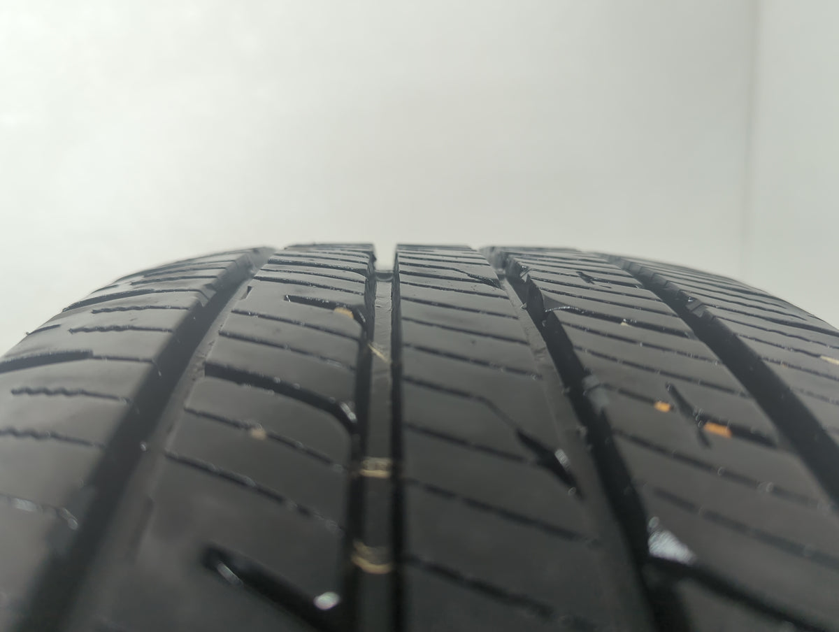 Used Tire 215/60R16 SUMITOMO HTR ENHANCE LX2 95T - Tread Depth 10/32 - Oemusedautoparts1.com