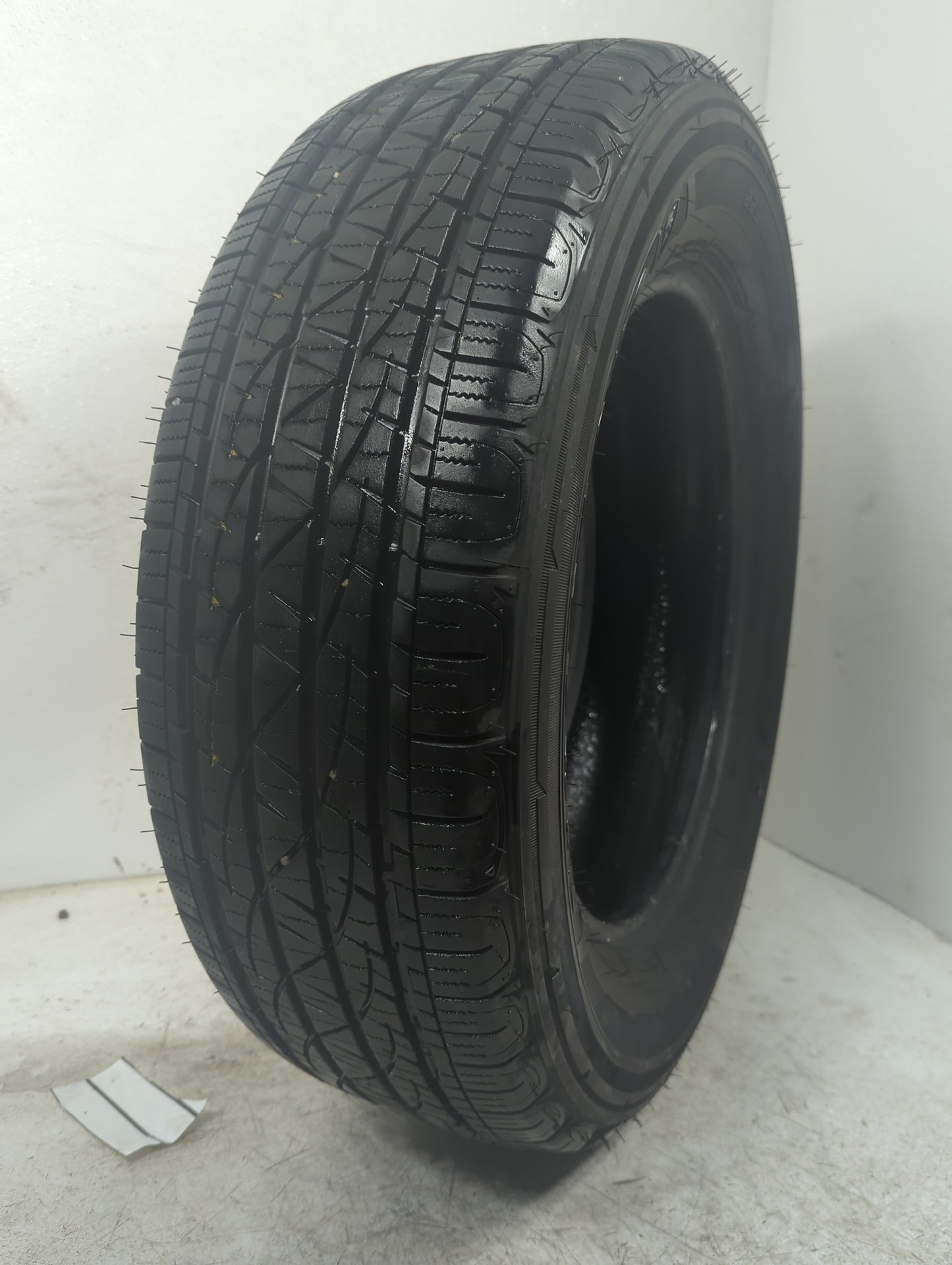 Used Tire 225/65R17 FIRESTONE DESTINATION LE3 102T - Tread Depth 10/32 - Oemusedautoparts1.com