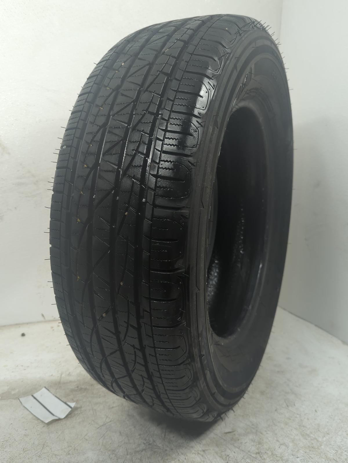 Used Tire 225/65R17 FIRESTONE DESTINATION LE3 102T - Tread Depth 10/32 - Oemusedautoparts1.com
