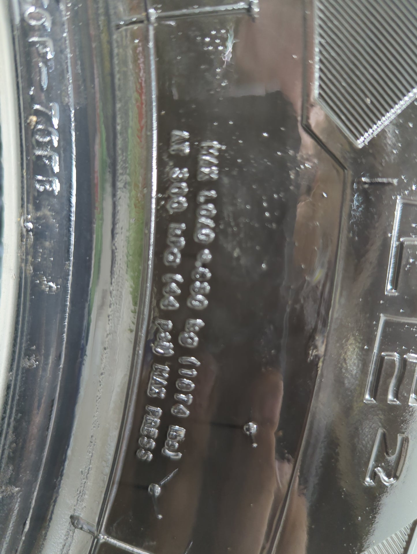 Used Tire 225/65R17 FIRESTONE DESTINATION LE3 102T - Tread Depth 10/32 - Oemusedautoparts1.com